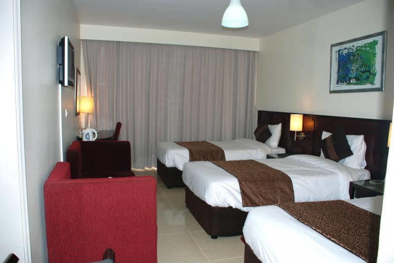 Phoenicia Grand Hotel Dubai Esterno foto