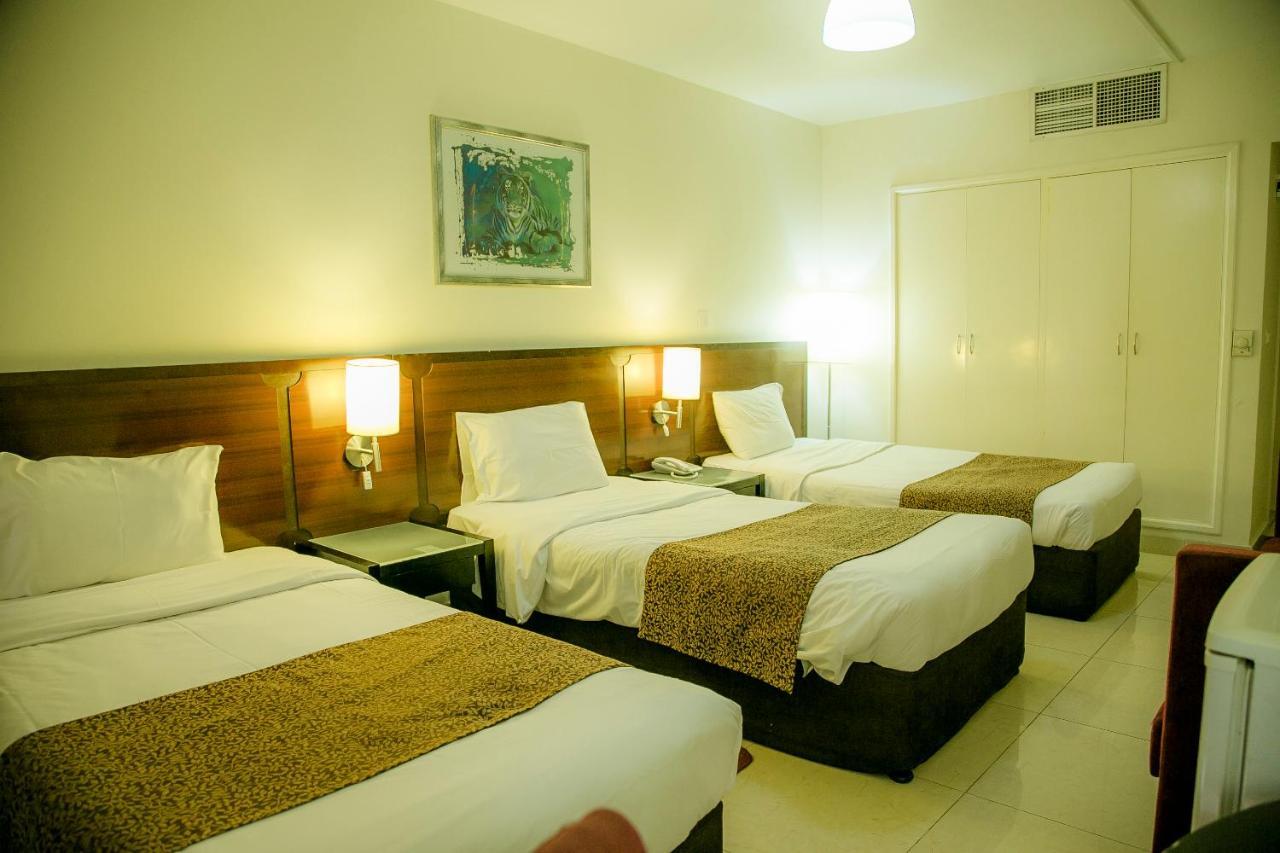 Phoenicia Grand Hotel Dubai Esterno foto